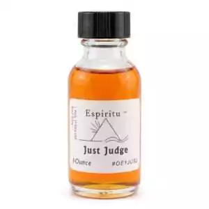1oz glass bottle of Espiritu Just Judge ritual aroma oil with label, a hoodoo legal justice formula for court favor and proceedings.