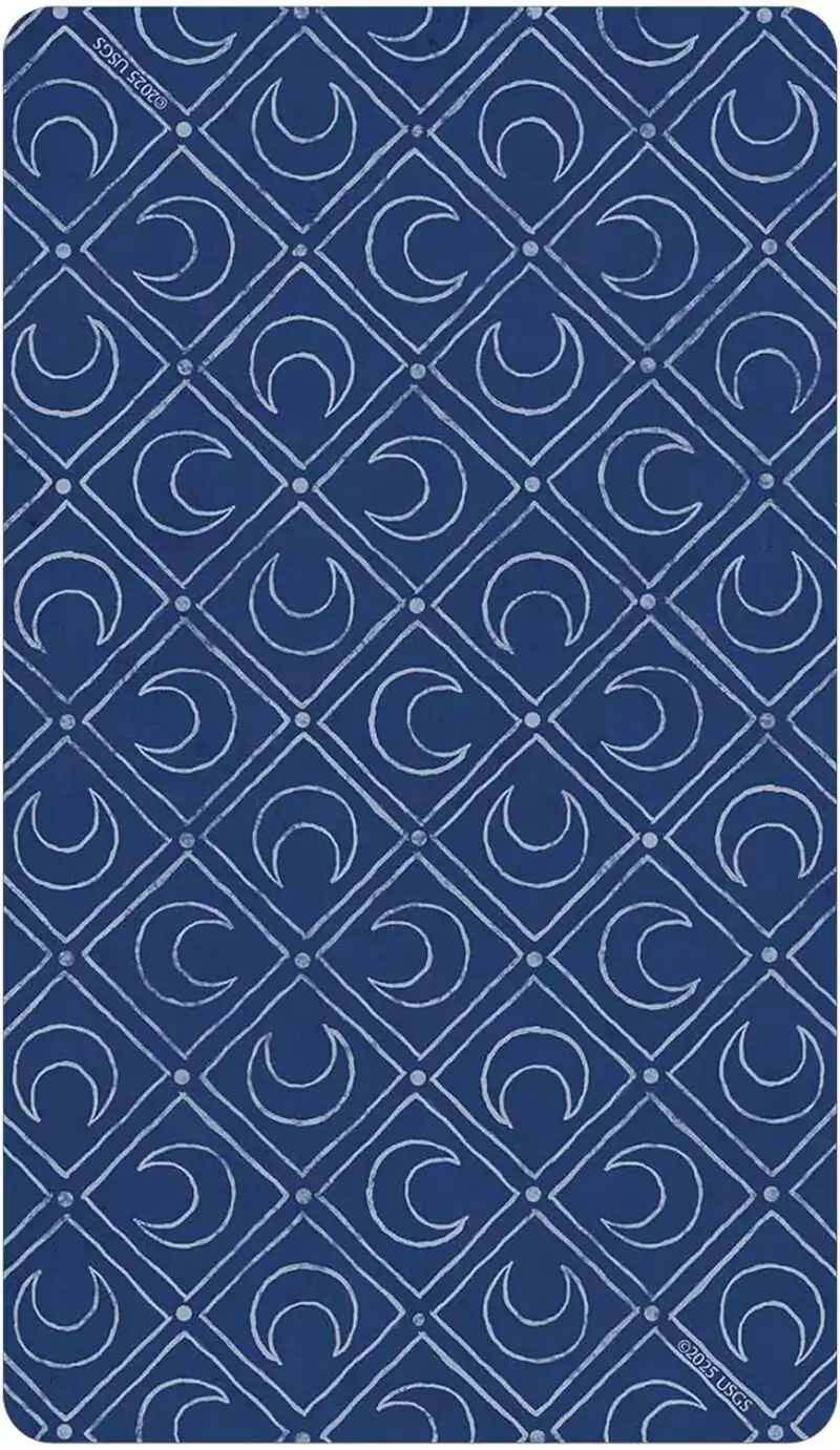 Trionfi Della Luna tarot card back design showing a repeating pattern of crescent moons and geometric shapes in a vintage esoteric style.