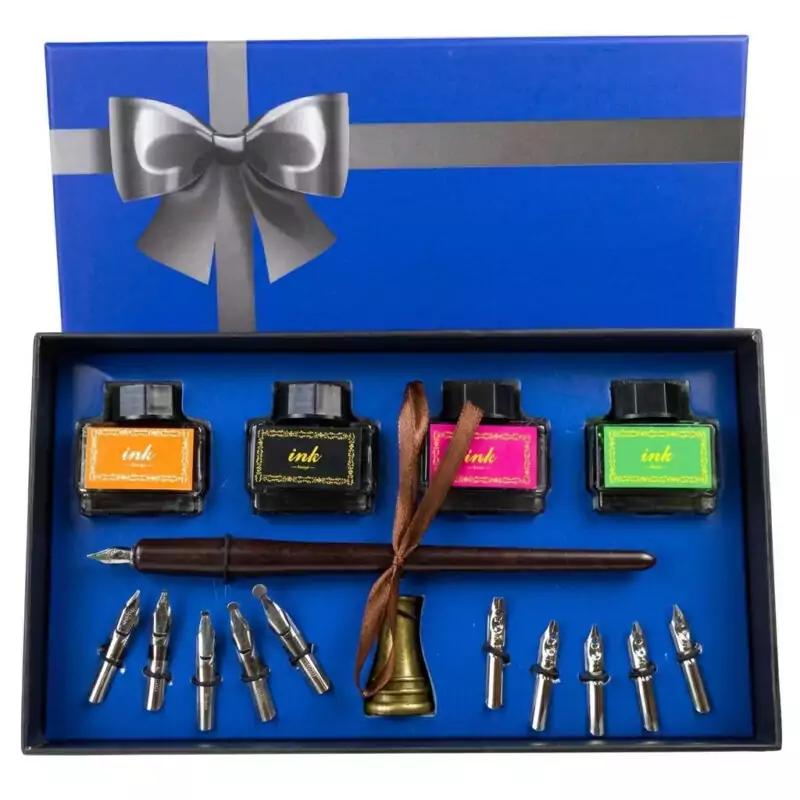 Pen-kit-RPK28_Z Ritual pen kit with pen and writing accessories for spellwork and sigil crafting, laid out on a flat surface